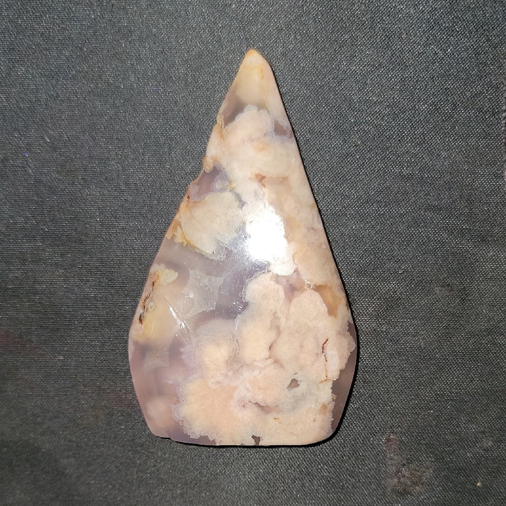 Flower Agate Flame Carving